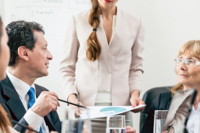 hacer donacion de empresas entre familiares