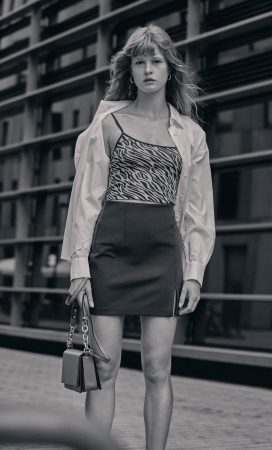 Falda mini punto Stradivarius