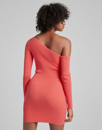 Vestido asimétrico manga larga cut  Bershka