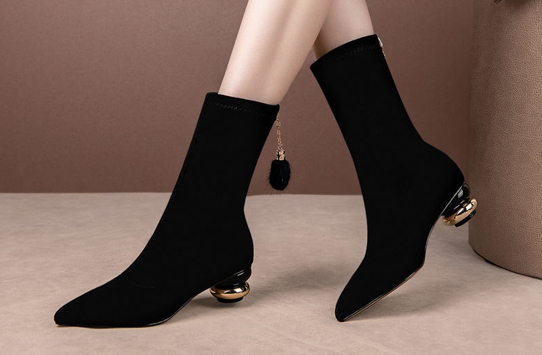 botines con tacón redondo