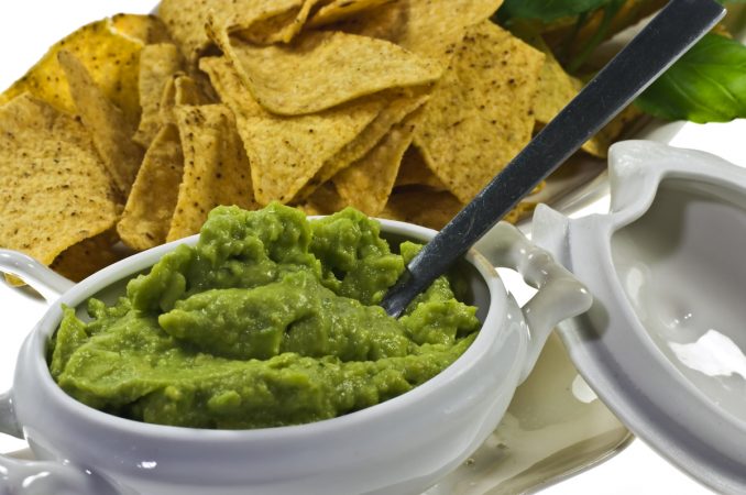 Para la OCU estos son los mejores nachos del mercado: no son de Mercadona y probarlos es como viajar a México 35 Merca2.es guacamole OCU