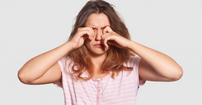 no frotarse los ojos