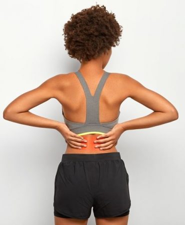 La sorprendente relación entre el ejercicio intenso y el cáncer 26 Merca2.es 1633519248 Mujer dolor deporte Merca2.es