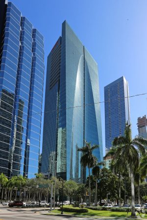 Edificio Espirito Santo Miami Estados Unidos. Transaccion asesorada por Exan. Merca2.es
