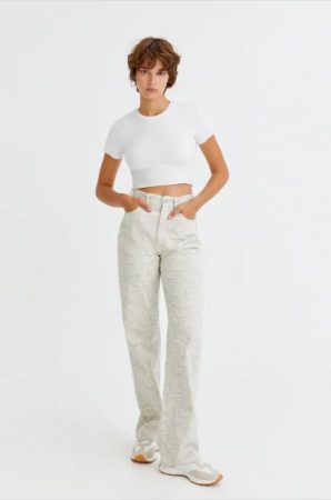 PANTALÓN RECTO ESTAMPADO ONDAS