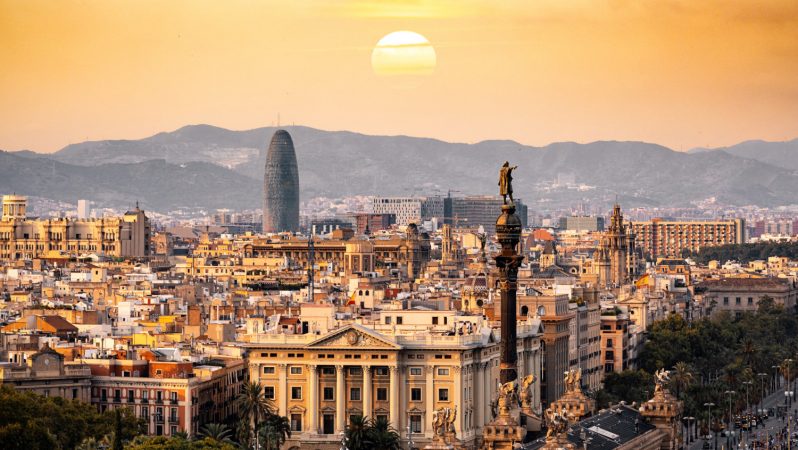 ¿En qué Comunidades Autónomas se pueden solicitar todavía las ayudas directas? 23 Merca2.es Cataluña aumenta el plazo de autonomía