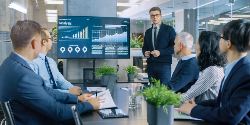 En España abren cientos de empresas