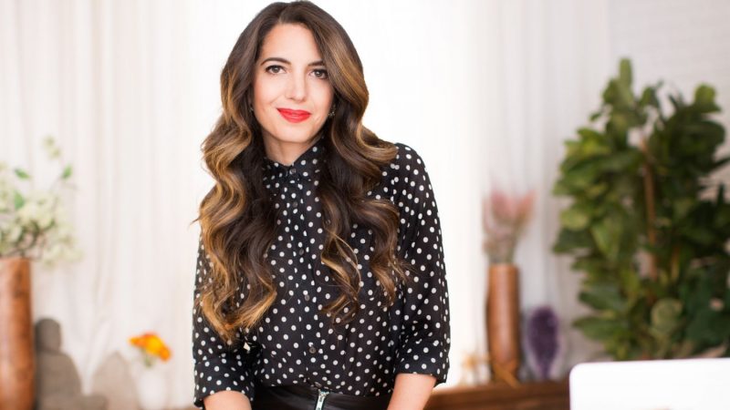 Marie Forleo entre canales de YouTube para emprendedores