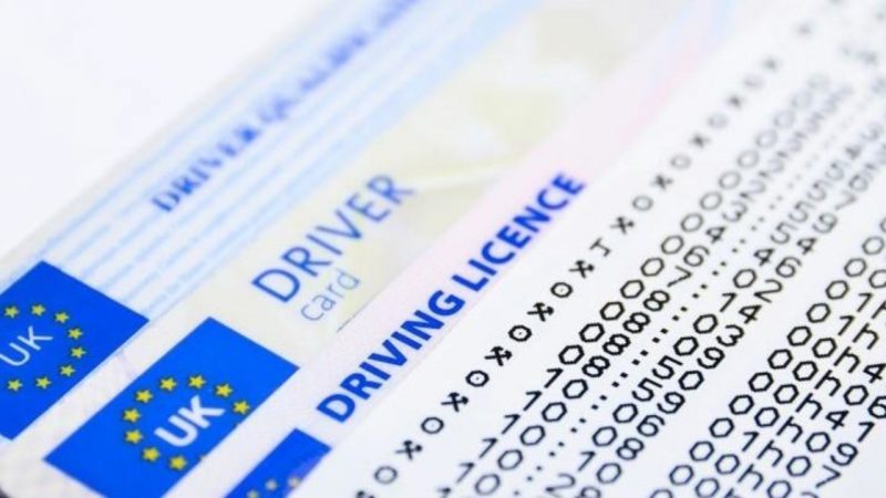 Trucos para aprobar el examen práctico de conducir a la primera 32 Merca2.es Revisa las maniobras del examen desde tu casa