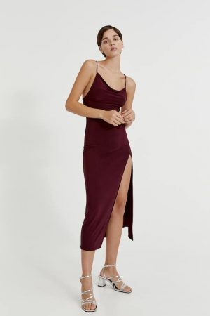 Vestido midi drapeado abertura Pull&Bear