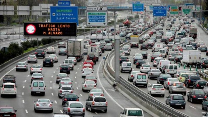 La polémica medida de la DGT para que no haya más atascos pero que va a afectar a tu bolsillo 30 Merca2.es Tasa turística: un euro que pesa