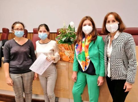 quironsalud Momento de la recogida del premio por parte de sus representantes