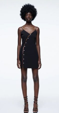 screenshot www.zara .com 2021.11.19 14 29 52 Merca2.es