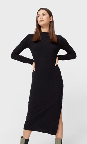 Vestido midi canalé Stradivarius
