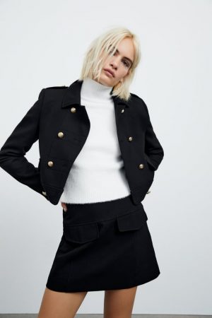 Chaqueta crop botones metálicos  