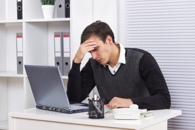 Errores del emprendedor cuando está agobiado 3 Merca2.es Creer que el mayor problema es el tiempo