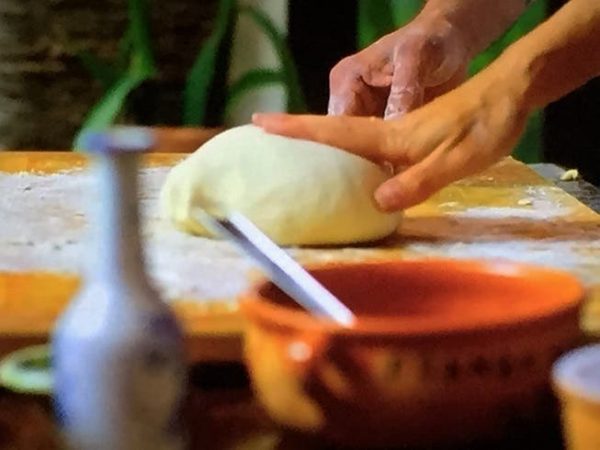 Prepara la masa para tu pizza casera