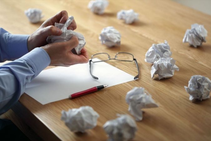 Errores del emprendedor cuando está agobiado 6 Merca2.es Resolver la falta de enfoque