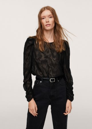 Blusa semitransparente