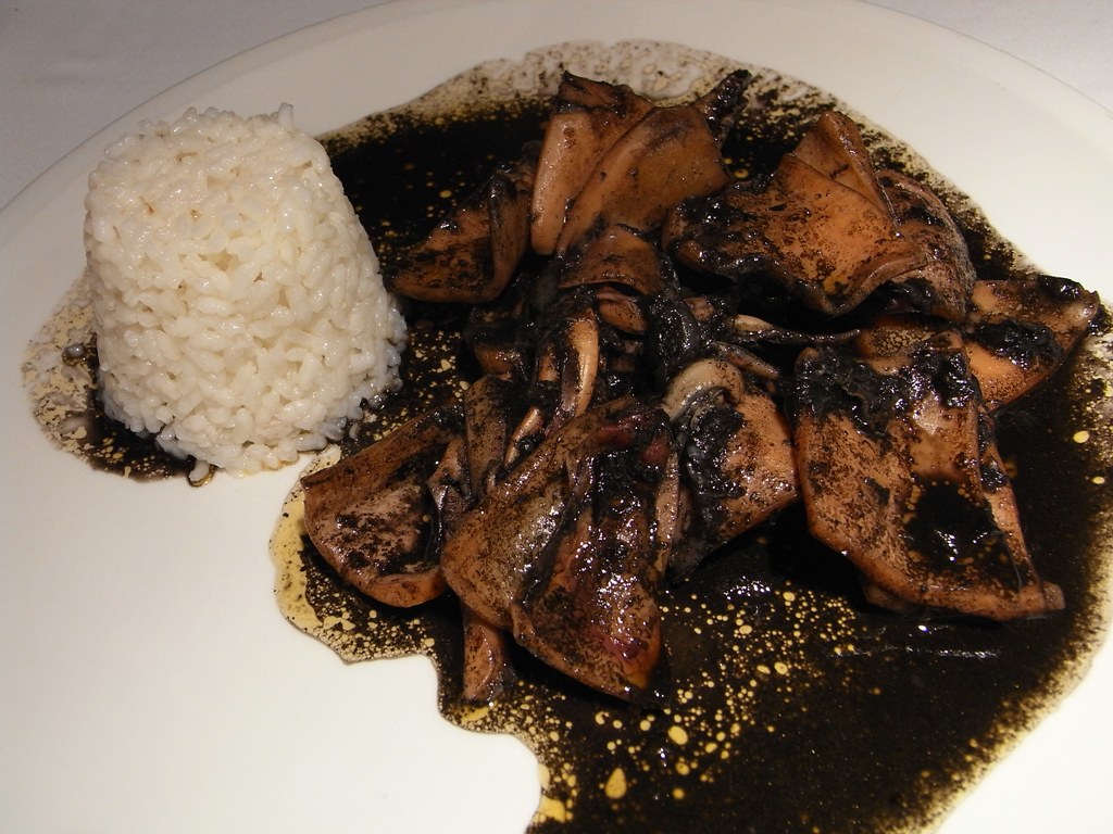 calamares en su tinta