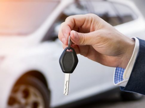 DGT: cómo cambiar titular de un coche DGT: cómo cambiar titular de un coche