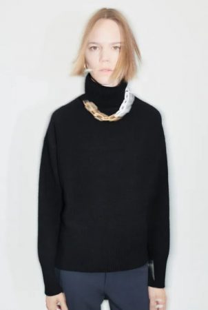 Jersey lana cuello subido Zara