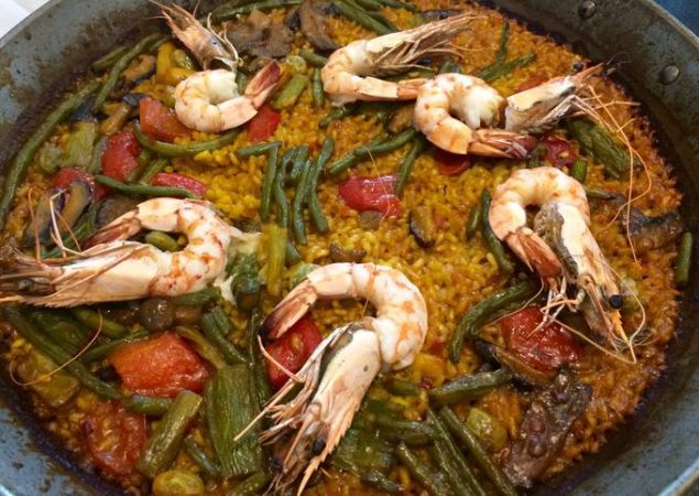 Paella: el motivo por el que nunca debes mover el arroz 40 Merca2.es paella de langostinos Merca2.es