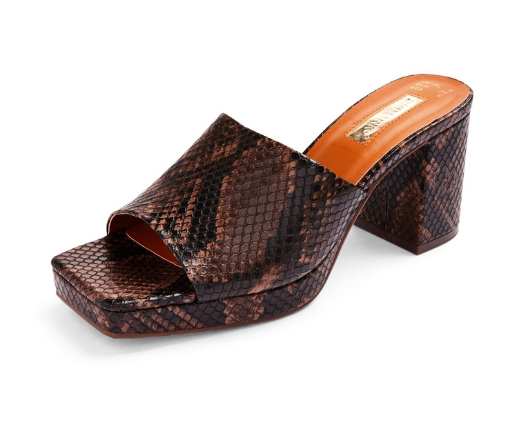 sandalias piel serpiente Primark