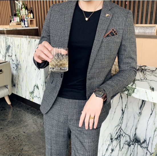 traje de corte recto