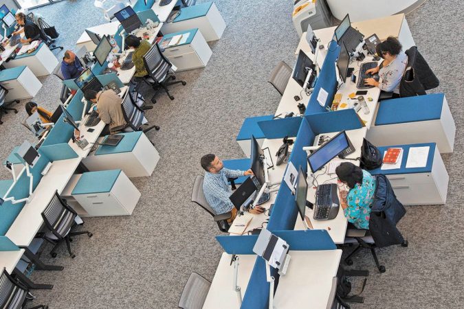 ¿Qué ocurre si un autónomo no recuerda dar de alta el centro de trabajo? 52 Merca2.es Algo mas que una direccio Merca2.es