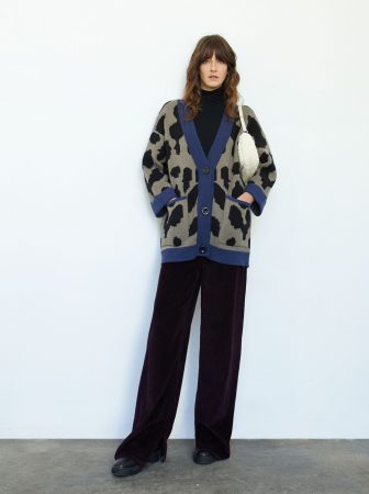 Chaqueta de punto animal print  