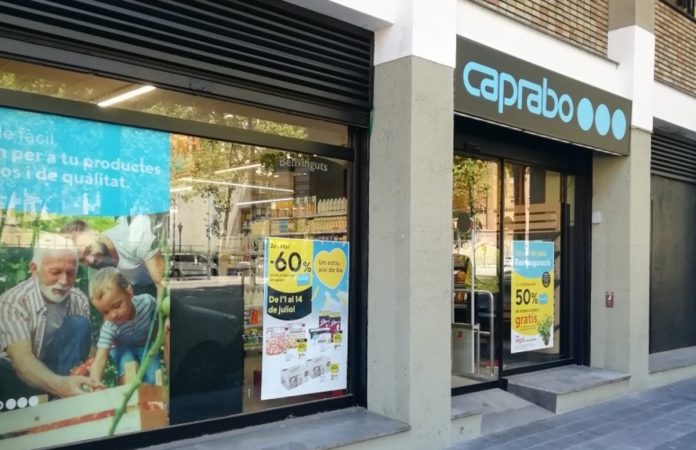 Caprabo acecha a Condis y Bon Preu con su expansión en Barcelona 1 Merca2.es Tienda de Caprabo en Barcelona