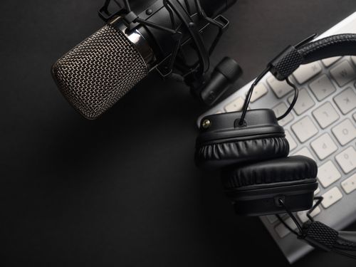 Cómo hacer un podcast: escoge un buen equipo