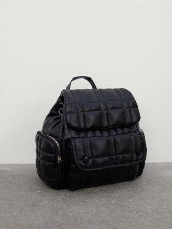 Mochila acolchada cierre de solapa Parfois