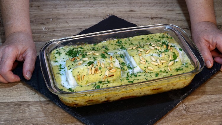 Otro paso para hacer bacalao al horno con bechamel