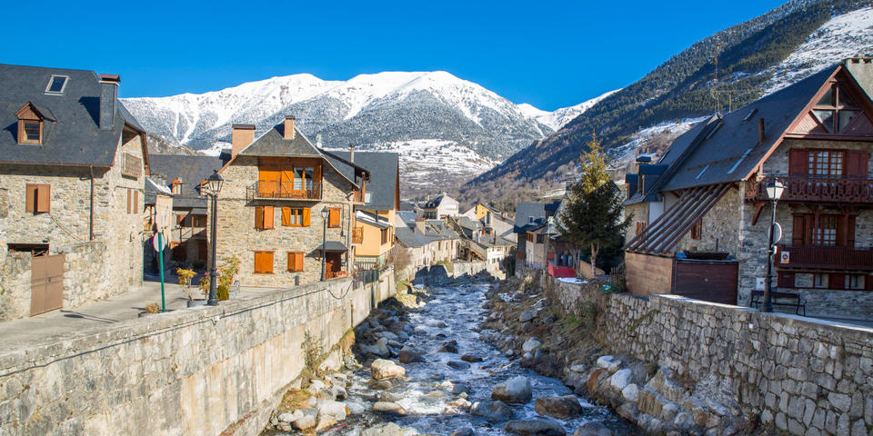 Vielha, la capital del Valle de Arán, el pueblo perfecto para esquiadores
