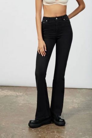 Zara: 10 vaqueros en oferta que te quitan dos tallas de encima 31 Merca2.es Jeans ZW the skinny flare