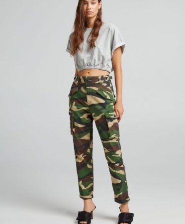 screenshot www.bershka.com 2022.01.19 12 00 04 Merca2.es