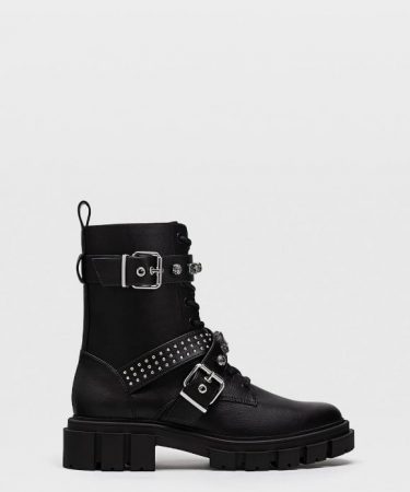 Este increíble abrigo de Stradivarius está a 39,95 euros en las rebajas 18 Merca2.es screenshot www.stradivarius.com 2022.01.10 12 36 38 Merca2.es