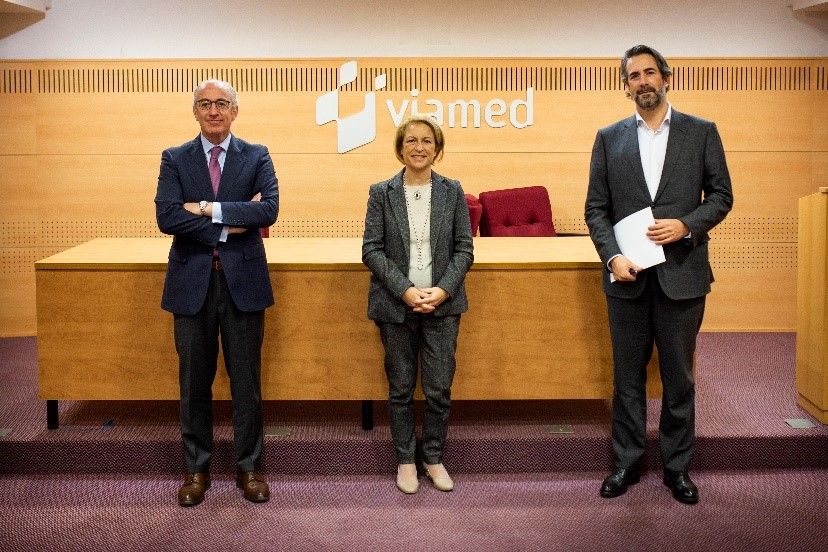 Viamed Salud y la Universidad CEU San Pablo firman un convenio para la formación de los alumnos del Área de Salud en sus hospitales madrileños Viamed Salud y la Universidad CEU San Pablo firman un convenio para la formación de los alumnos del Área de Salud en sus hospitales madrileños