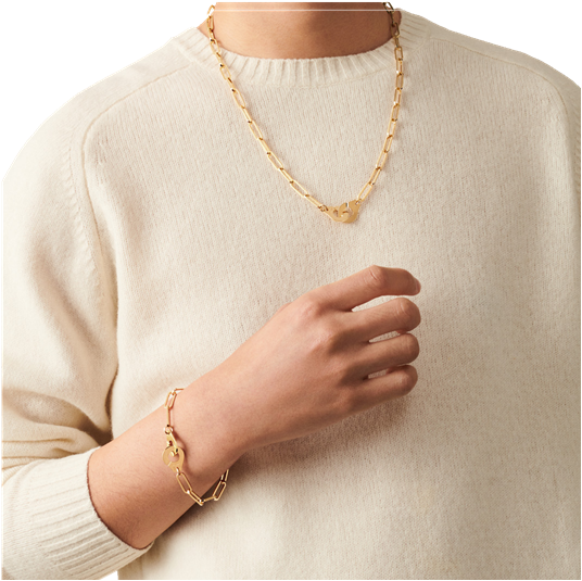 La prestigiosa marca de joyería Dinh Van muestra que una joya es también el regalo ideal para el Día del Padre La prestigiosa marca de joyería Dinh Van muestra que una joya es también el regalo ideal para el Día del Padre