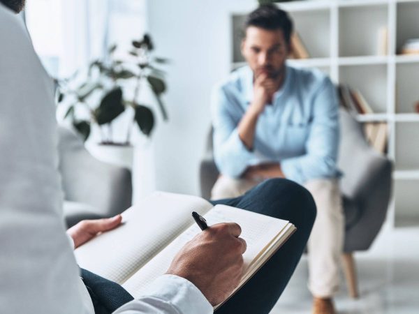 Una estrategia de salud mental que no tiene en cuenta la salud mental de los autónomos