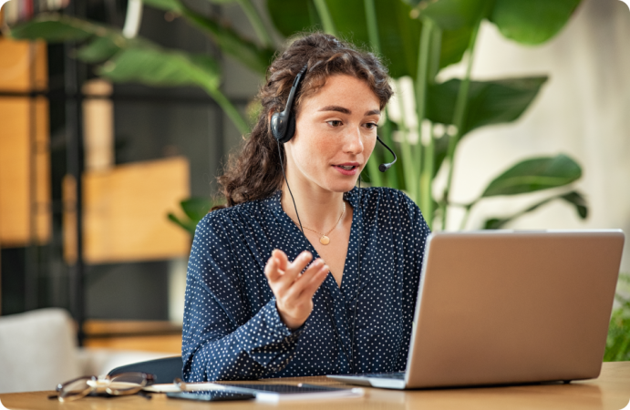 Empathy in customer service blog cover Merca2.es