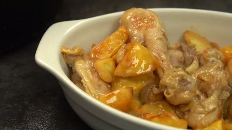 POLLO GUISADO CON CHAMPINONES Y PATATAS Merca2.es