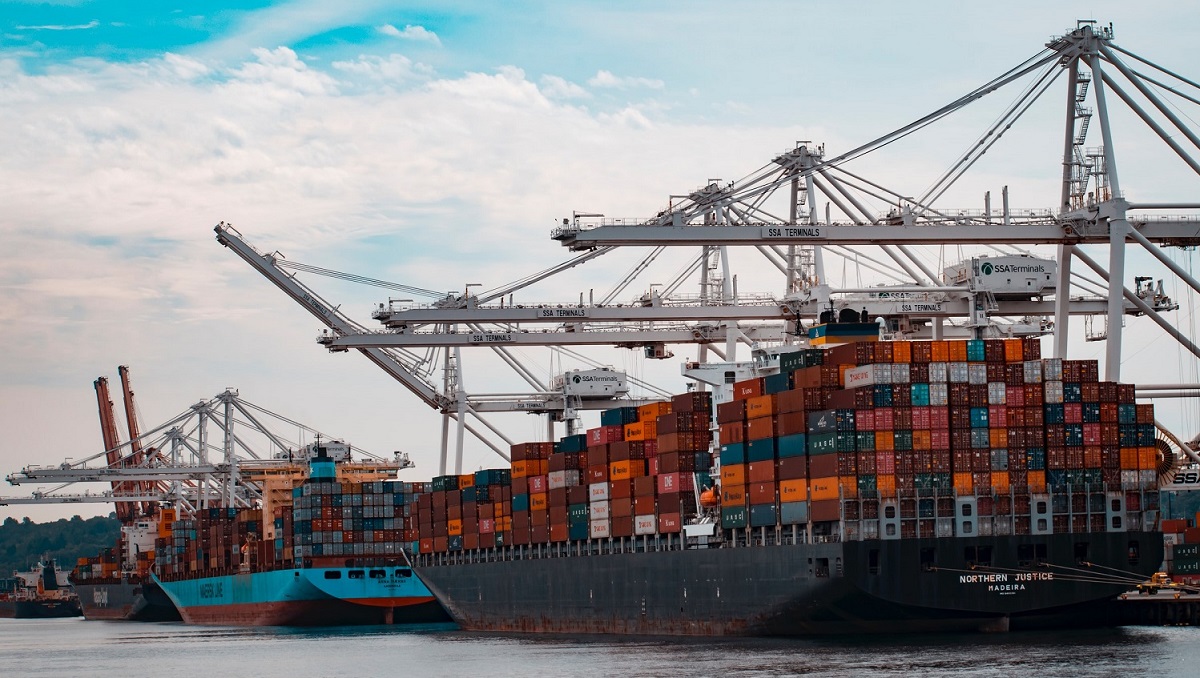 Andalucía suma 34.552 millones en exportaciones y bate récords