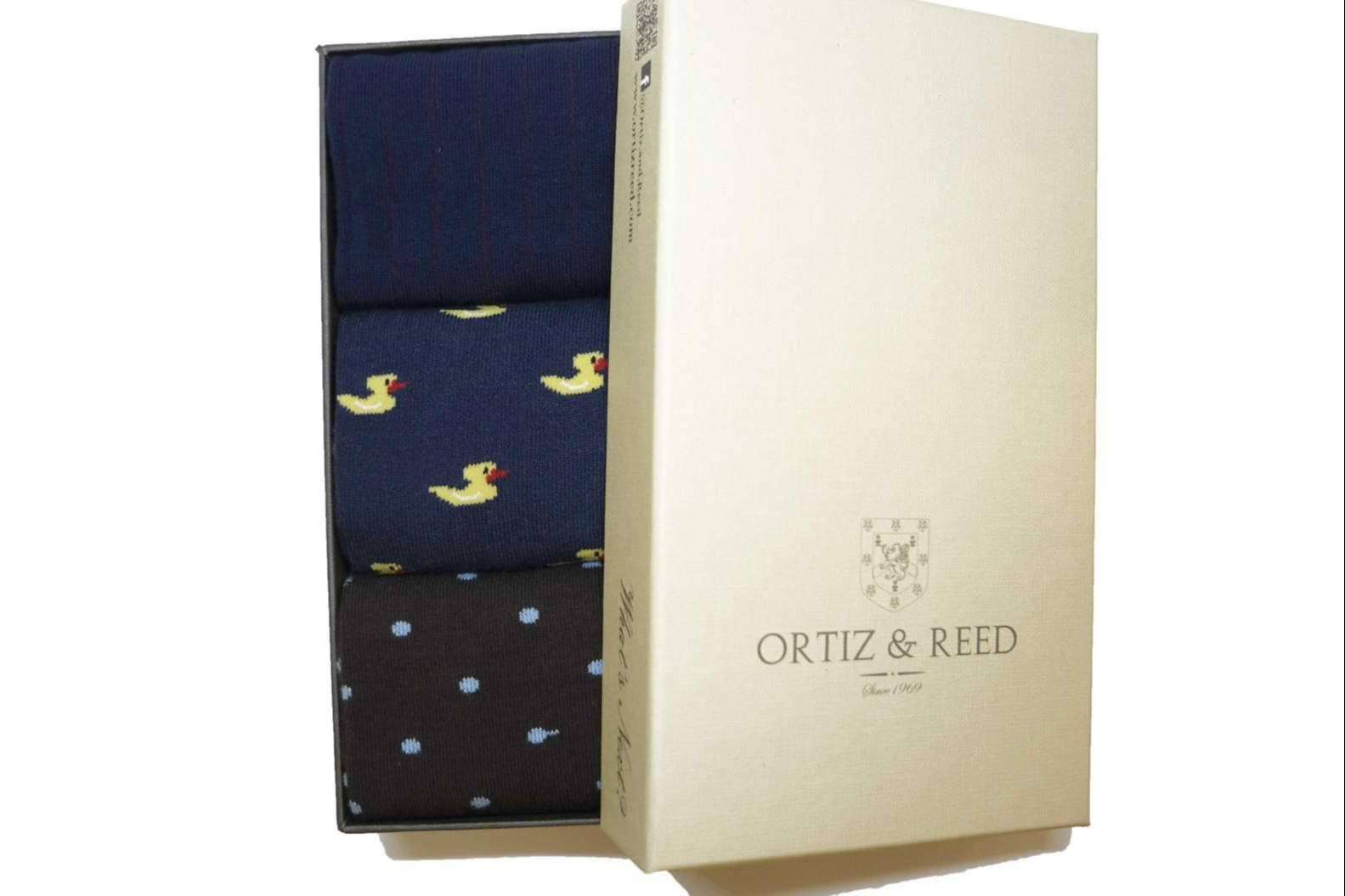 Llevar calcetines a juego con los zapatos de piel, toda una tendencia en la actualidad