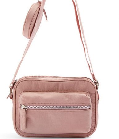 screenshot www.primark.com 2022.02.27 09 50 50 Merca2.es