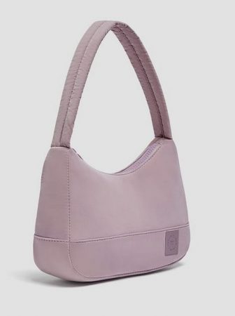 screenshot www.pullandbear.com 2022.02.18 15 31 00 Merca2.es