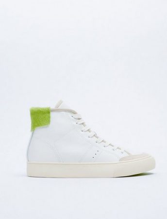 El deportivo de piel de Zara con el que serás la envidia de tus amigas 54 Merca2.es Zara