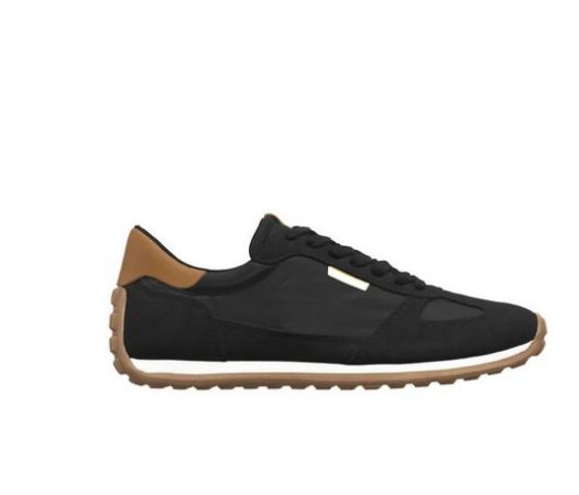 El deportivo de piel de Zara con el que serás la envidia de tus amigas 58 Merca2.es screenshot www.zara .com 2022.02.22 18 02 40 Merca2.es